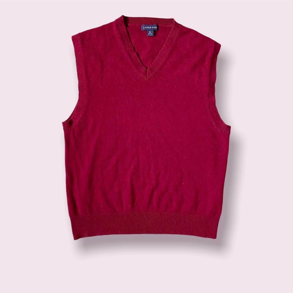 Super soft and lightweight maroon/ burgundy sweater vest